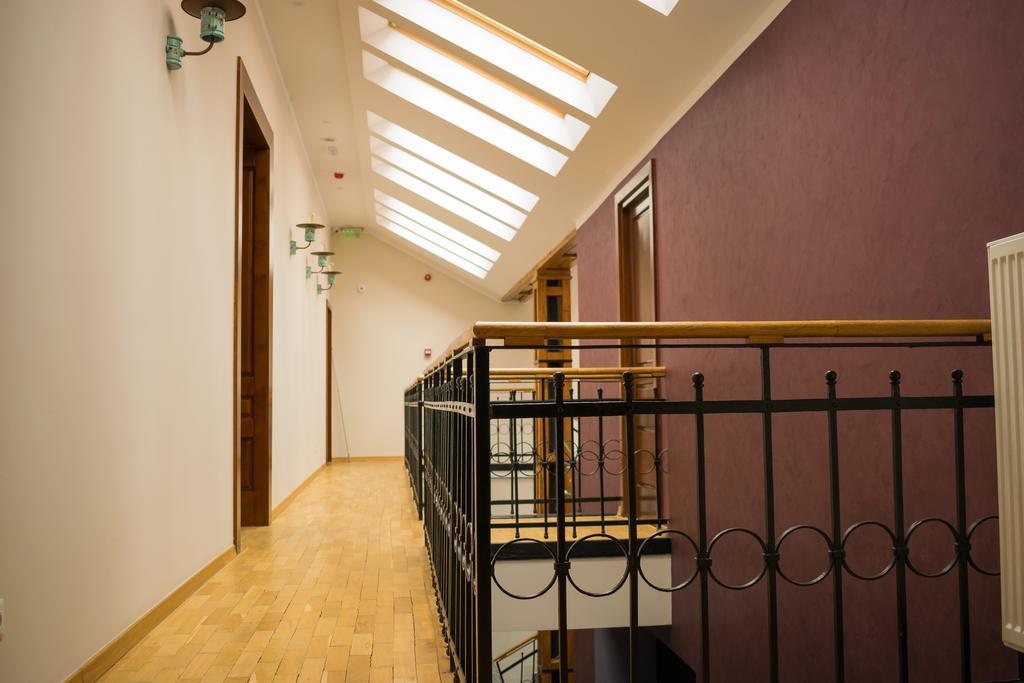 Antler Boutique Hotel Brasov Exterior photo